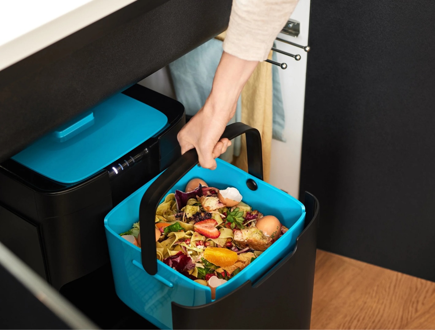 40% less spend. 89% more revenue.